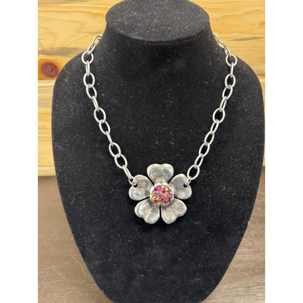 NEW ART BY AMY LABBE women's flower sparkle necklace in silver/pink